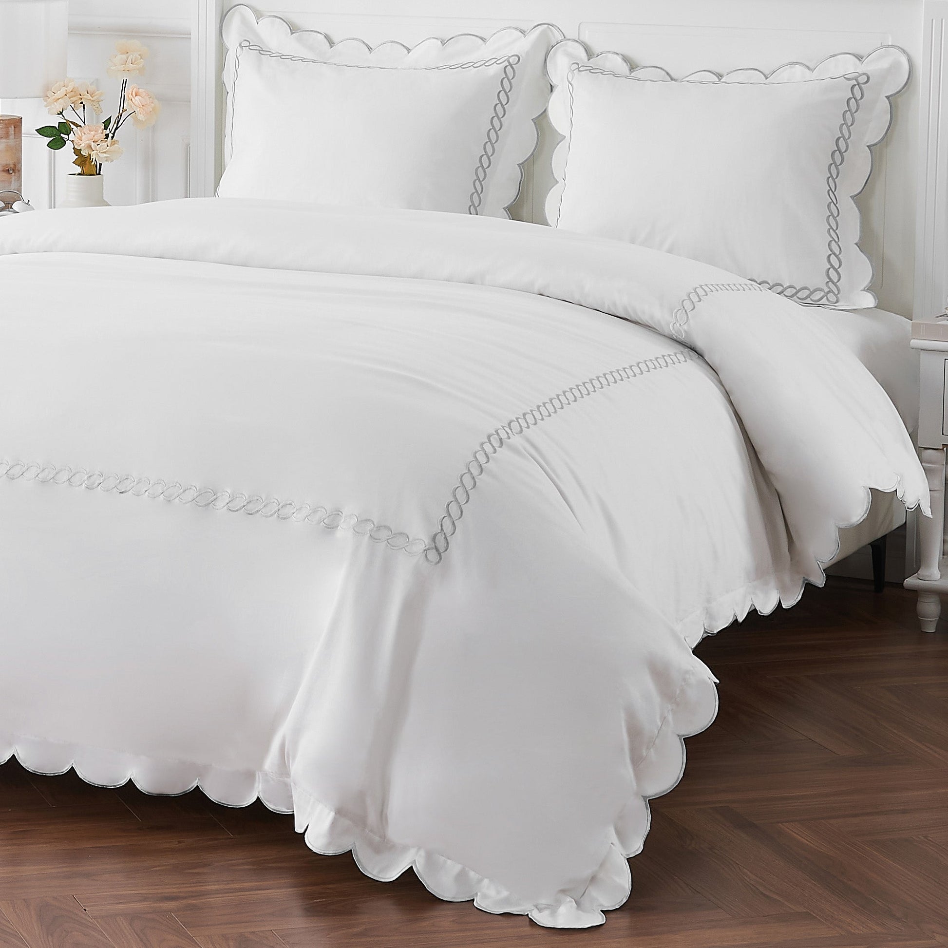 600 Thread Count Scallop Rope Embroidered Cotton Duvet Set - Quahog Bay Bedding