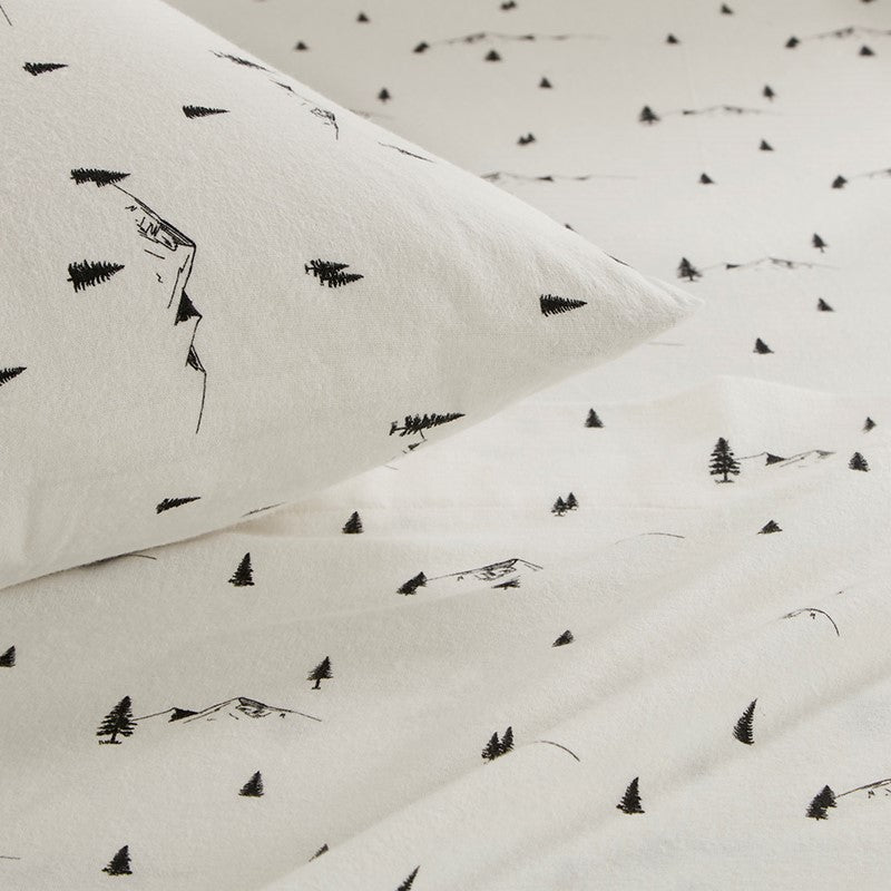 Woolrich 100% Cotton Printed Flannel Sheet Set - Black Pine Trees