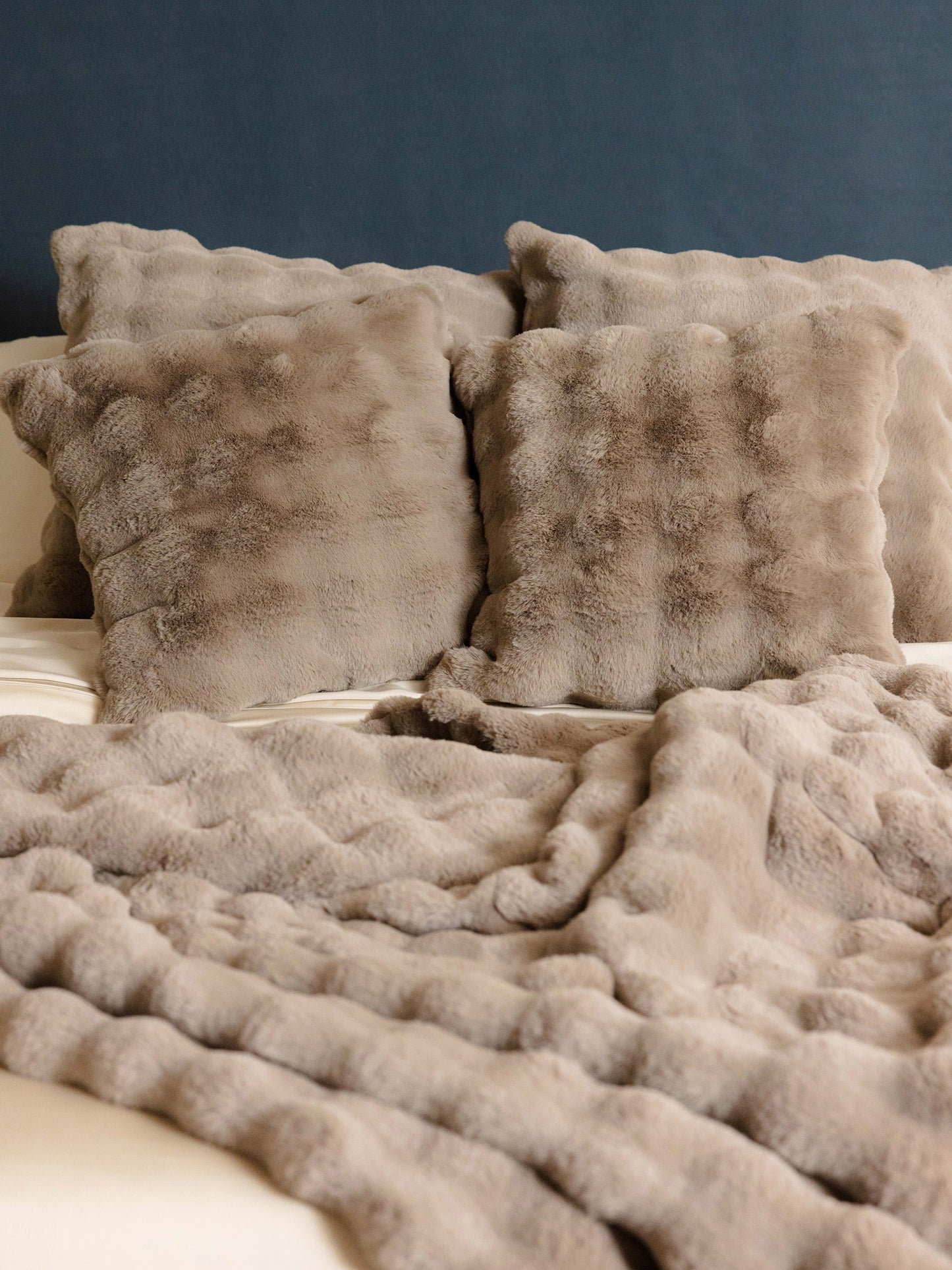 Bubble Cuddle Blanket - Quahog Bay Bedding