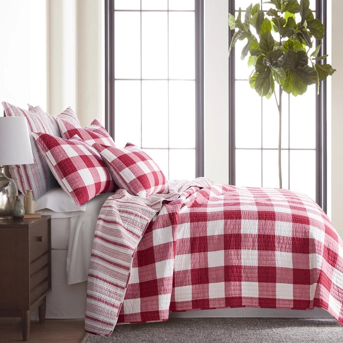 Camden Quilt Set - Checkered Quilt Sets - Red & White Checks