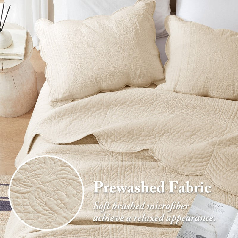 Coastal Scalloped Edge Quilt Set 3PC - Cream