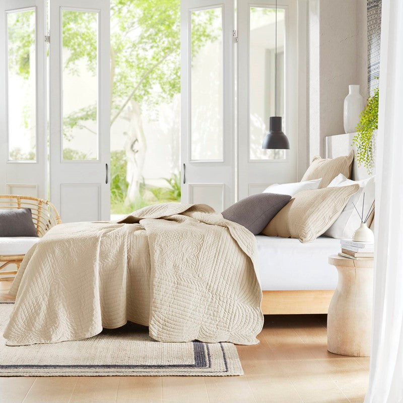 Coastal Scalloped Edge Quilt Set 3PC - Cream