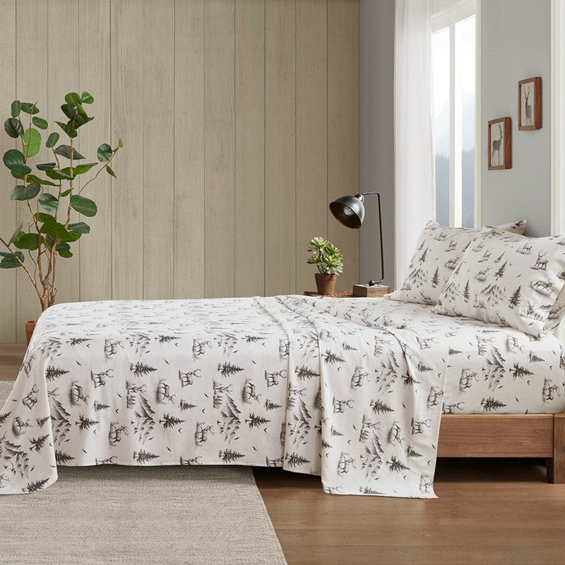 Woolrich 100% Cotton Printed Flannel Sheet Set - Green Deer Toile