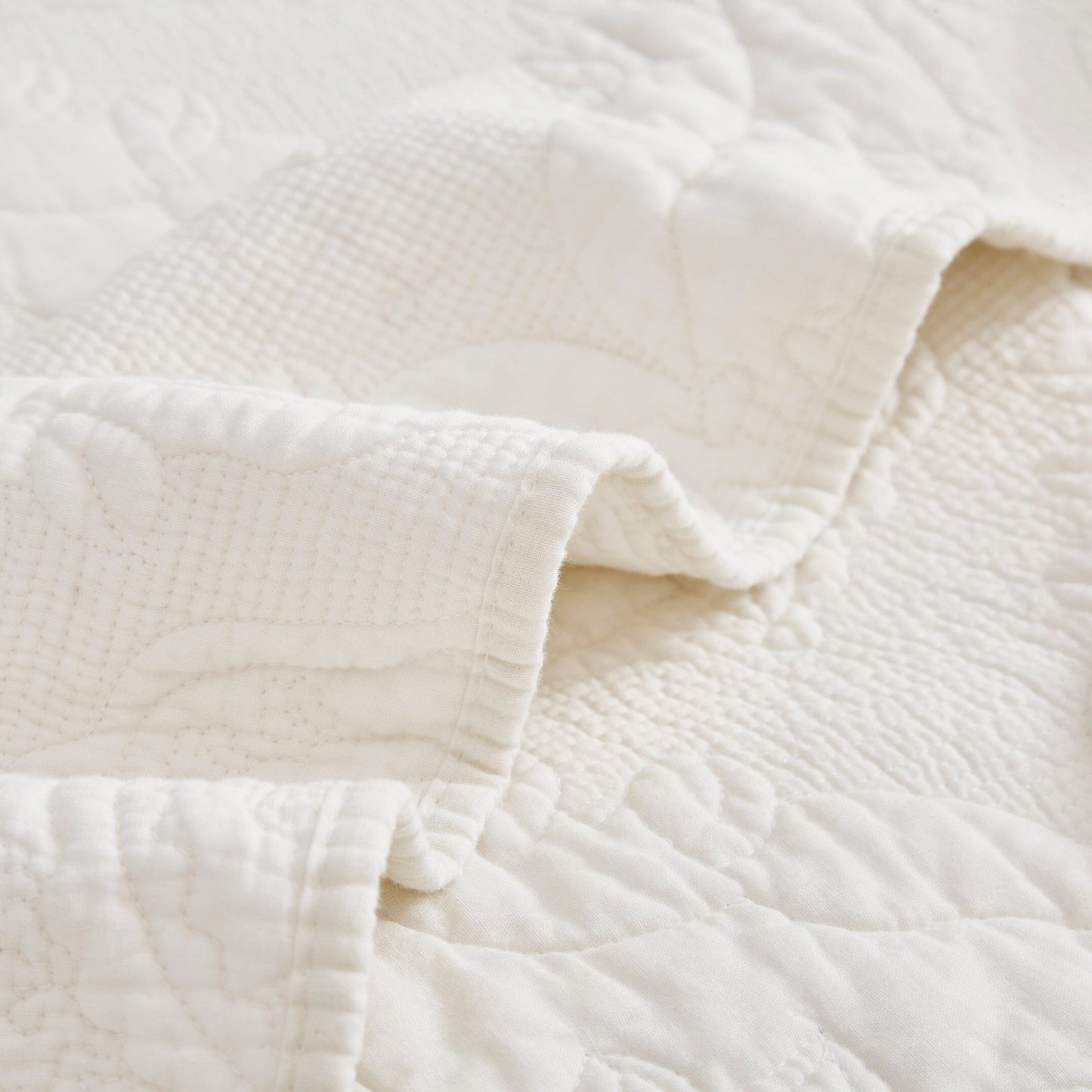 Tache Vanilla Cream Ivory Paisley Damask Stitch Matelassé Cotton Quilt Set (JHW-643) - Tache Home Fashion