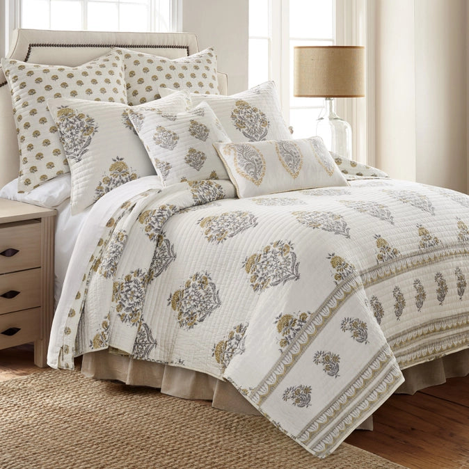 Kamira Quilt Set - Ochre - Floral Quilt Sets
