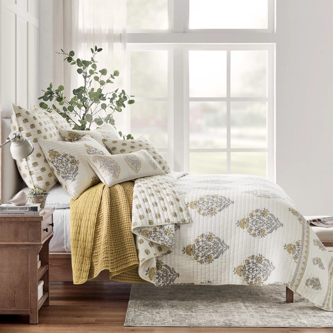 Kamira Quilt Set - Ochre - Floral Quilt Sets