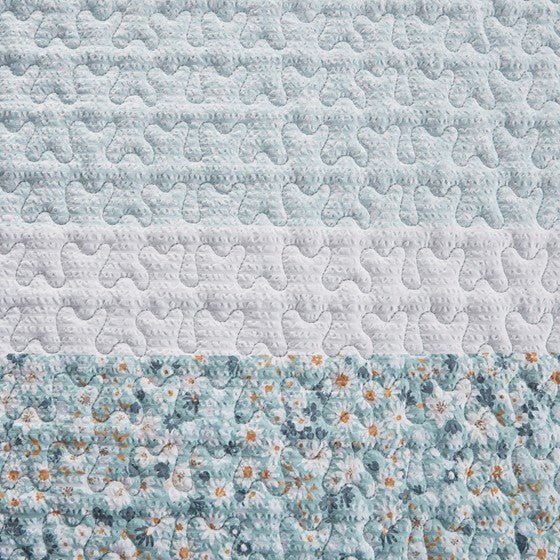 Madison Park Coastal Shabby Chic Seersucker Floral 4PC Quilt Set - Aqua, Blue & Green Hues - Quahog Bay Bedding