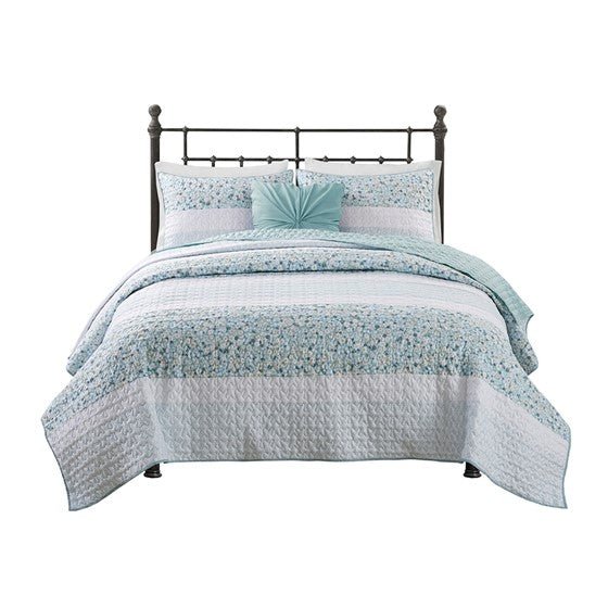 Madison Park Coastal Shabby Chic Seersucker Floral 4PC Quilt Set - Aqua, Blue & Green Hues - Quahog Bay Bedding