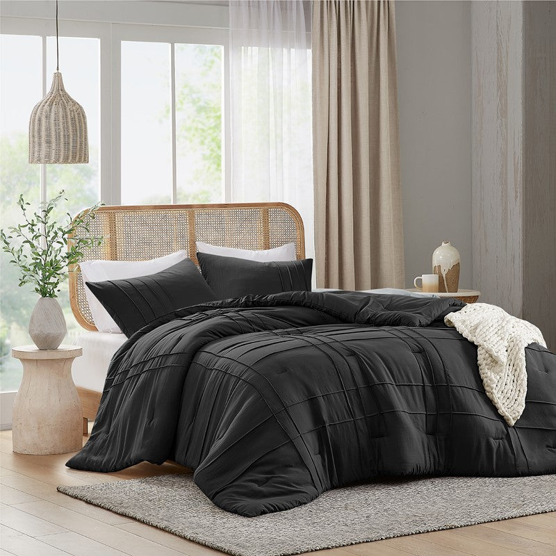 Walker Soft Washed Pleated Comforter Set - Black