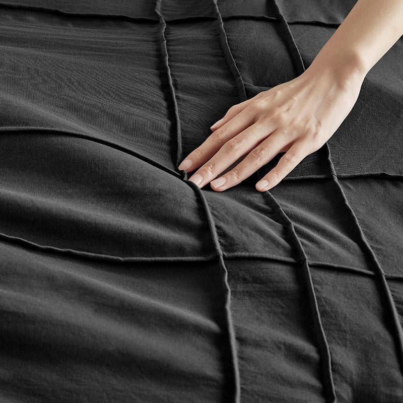 Walker Soft Washed Pleated Comforter Set - Black