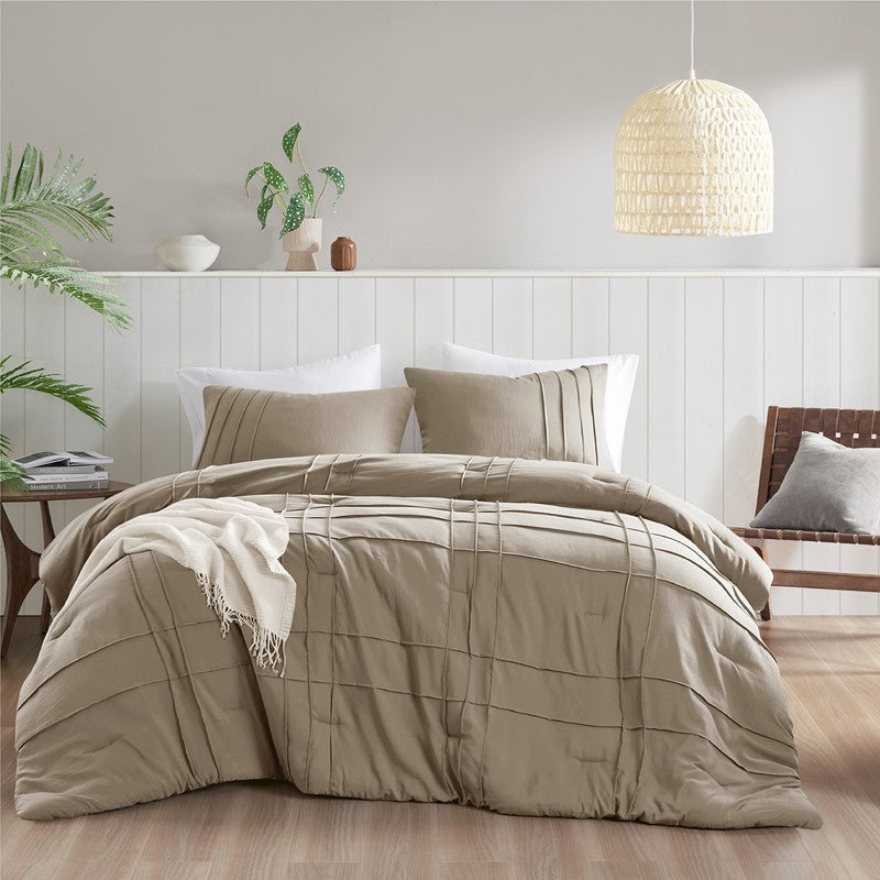 Walker Soft Washed Pleated Comforter Set - Khaki