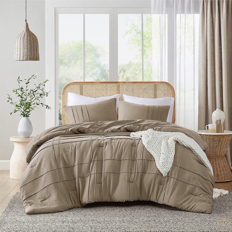 Walker Soft Washed Pleated Comforter Set - Khaki