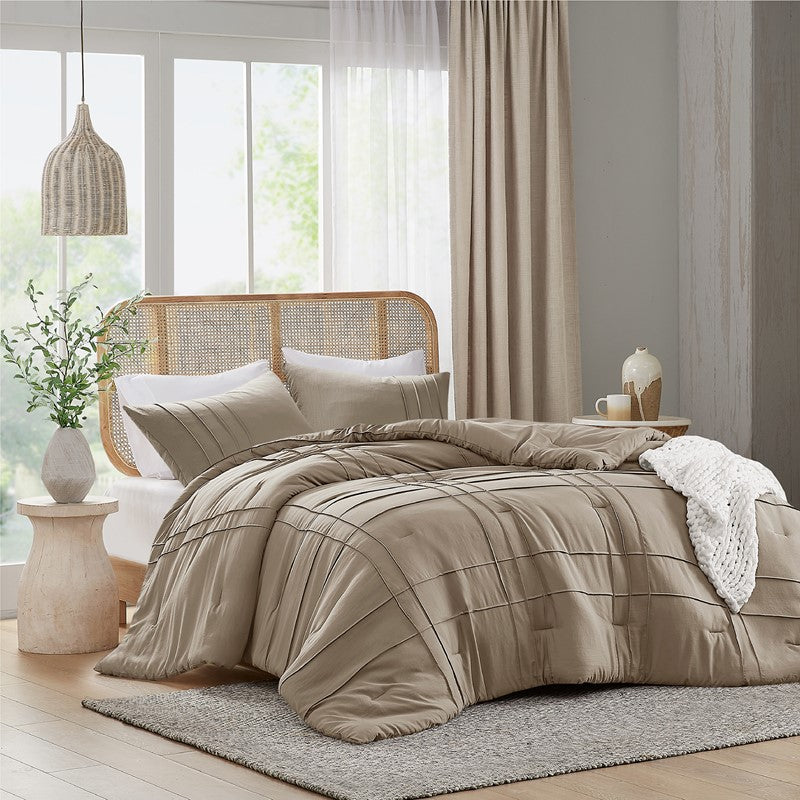 Walker Soft Washed Pleated Comforter Set - Khaki