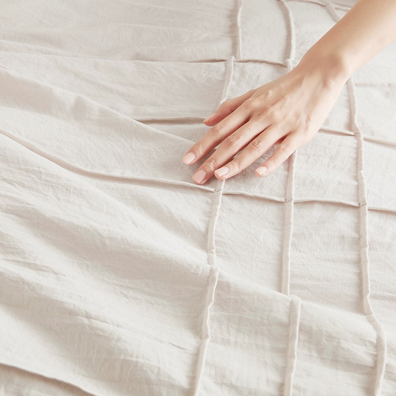 Walker Soft Washed Pleated Comforter Set - Neutral