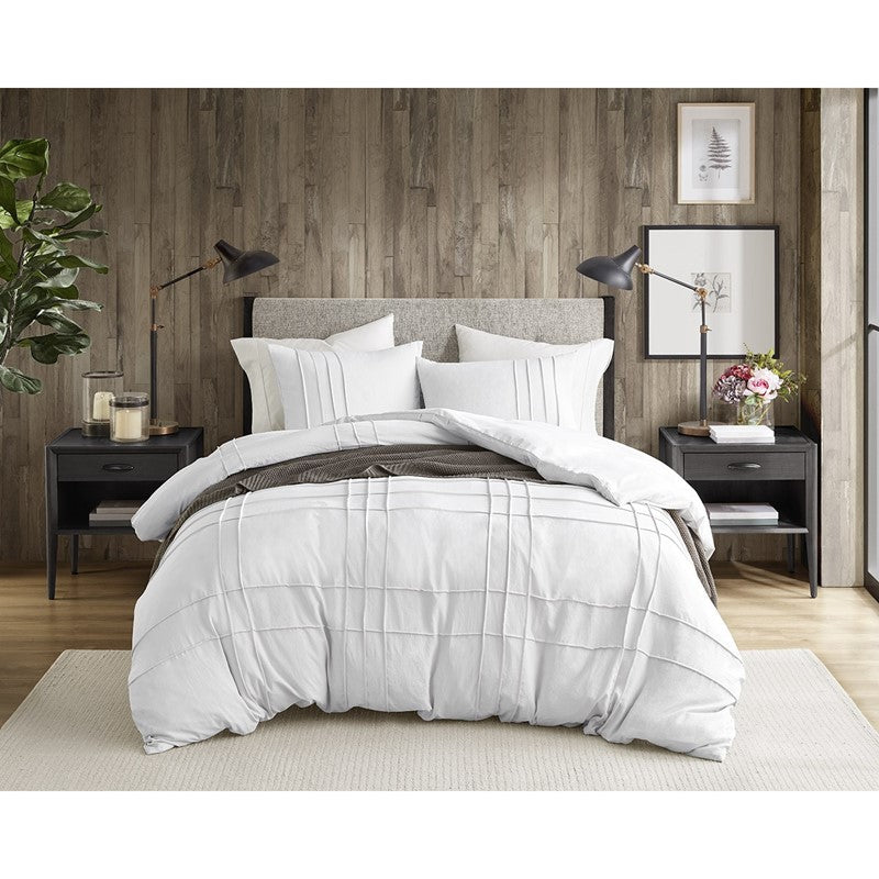 Walker Soft Washed Pleated Comforter Set - White
