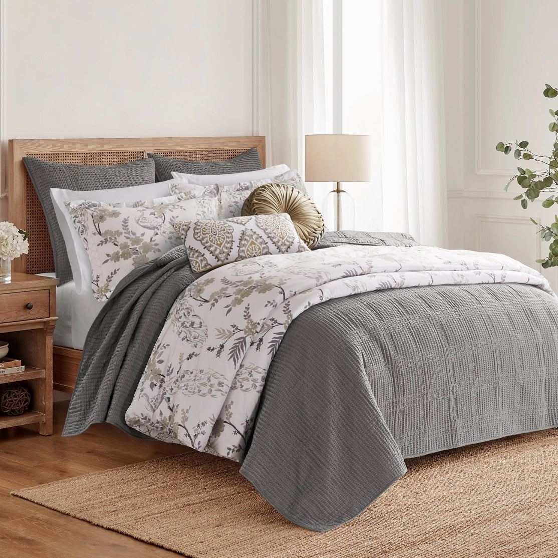 Cloud Waffle Reversible Cotton Quilt Set