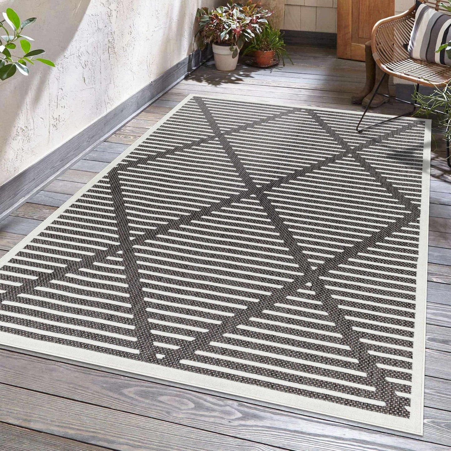 Anah 3D Black Outdoor Rug - Quahog Bay Bedding