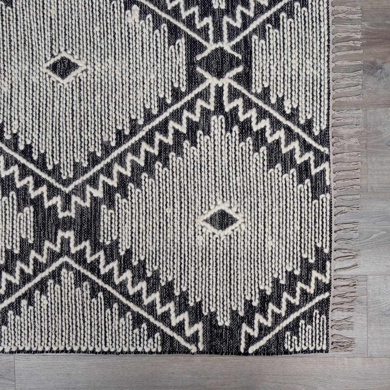 Brownhills Cream&Black Trellis Cotton Area Rug - Quahog Bay Bedding
