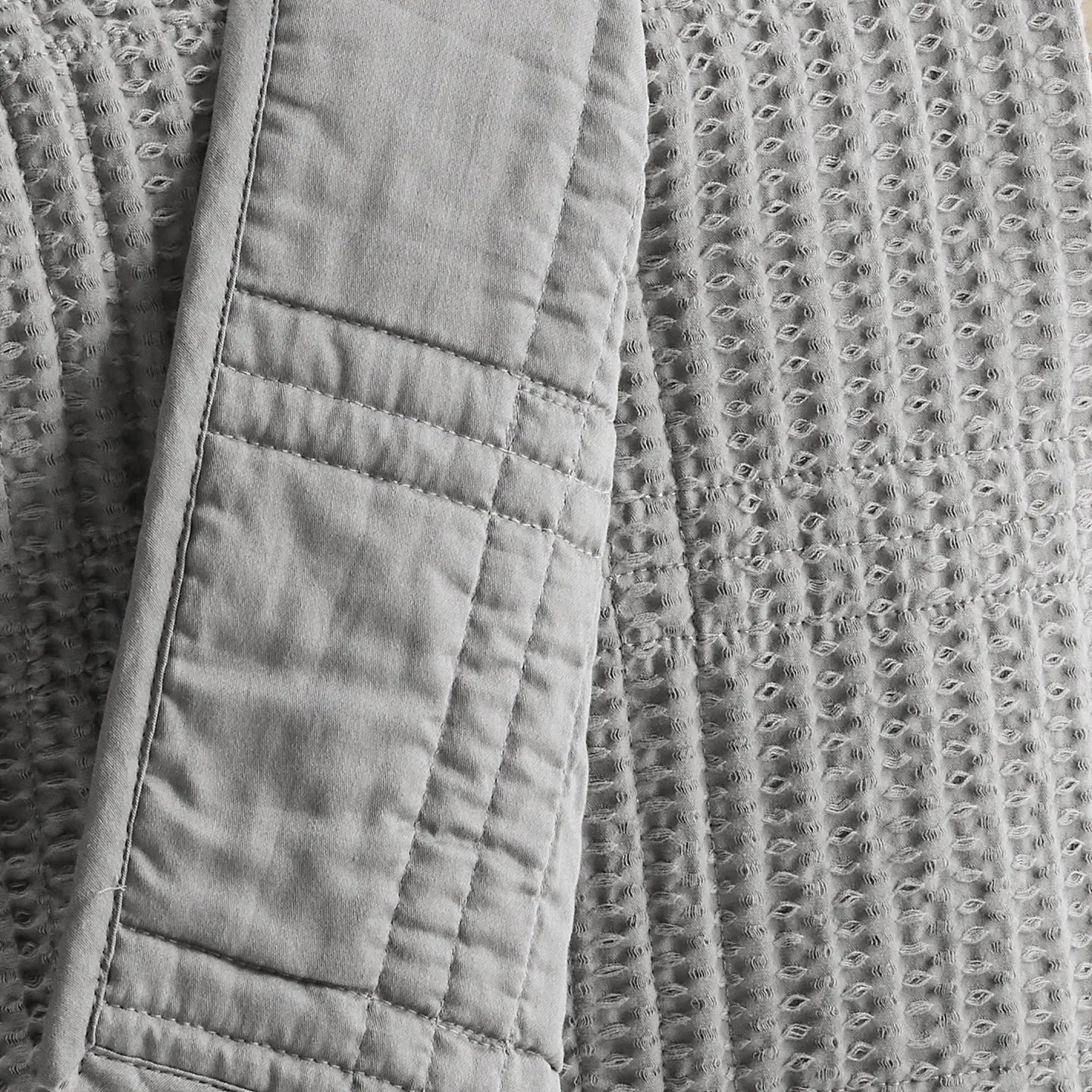 Cloud Waffle Reversible Cotton Quilt Set