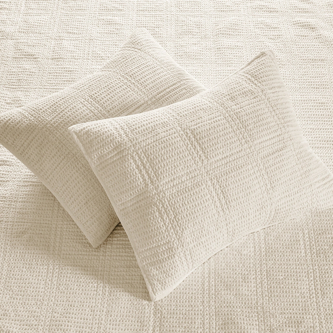 Cloud Waffle Reversible Cotton Quilt Set