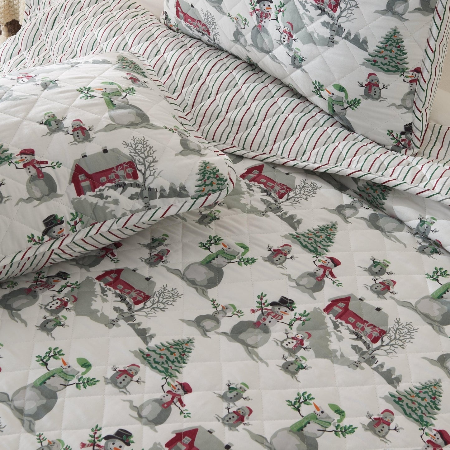 Christmas Printed Quilt - Christmas Themed Bedding - Quahog Bay Bedding