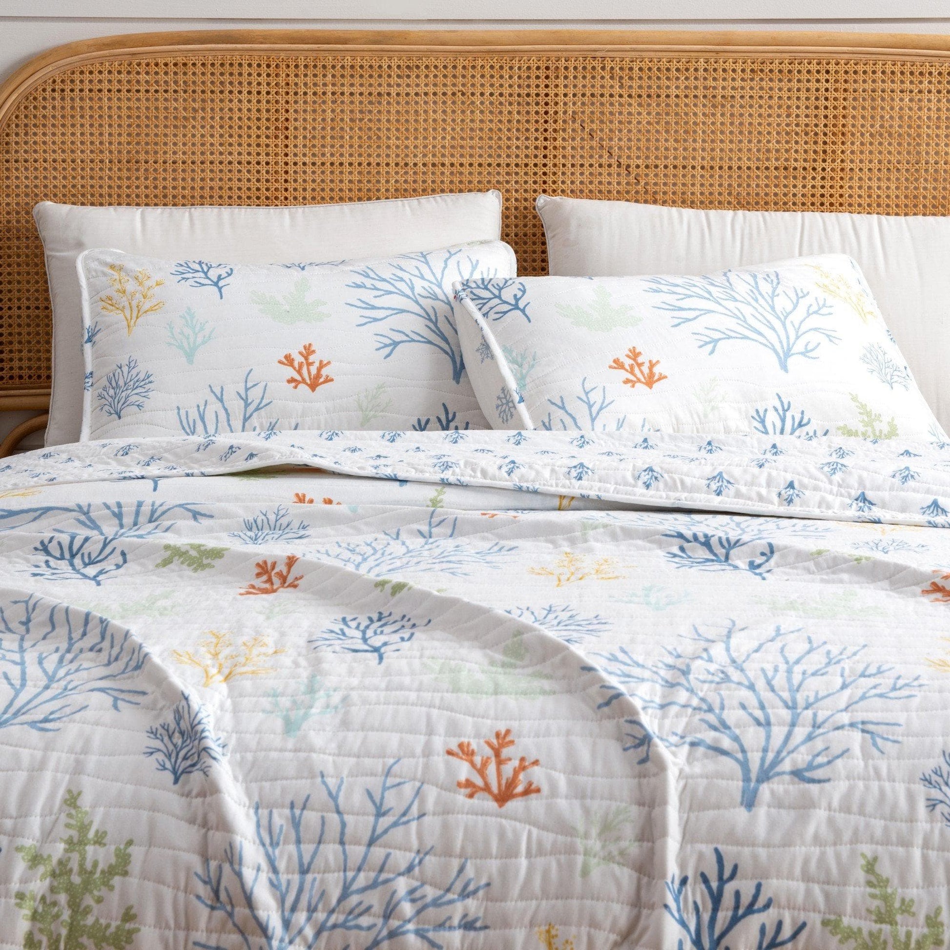 Coastal Coral Quilt - Maldives Collection - Coastal Quilts - Quahog Bay Bedding