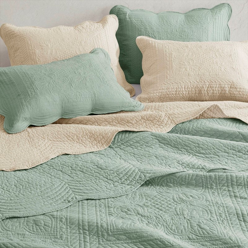 Coastal Scalloped Edge Quilt Set 3PC - Cream - Quahog Bay Bedding