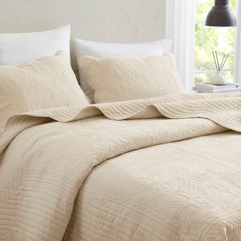 Coastal Scalloped Edge Quilt Set 3PC - Cream - Quahog Bay Bedding