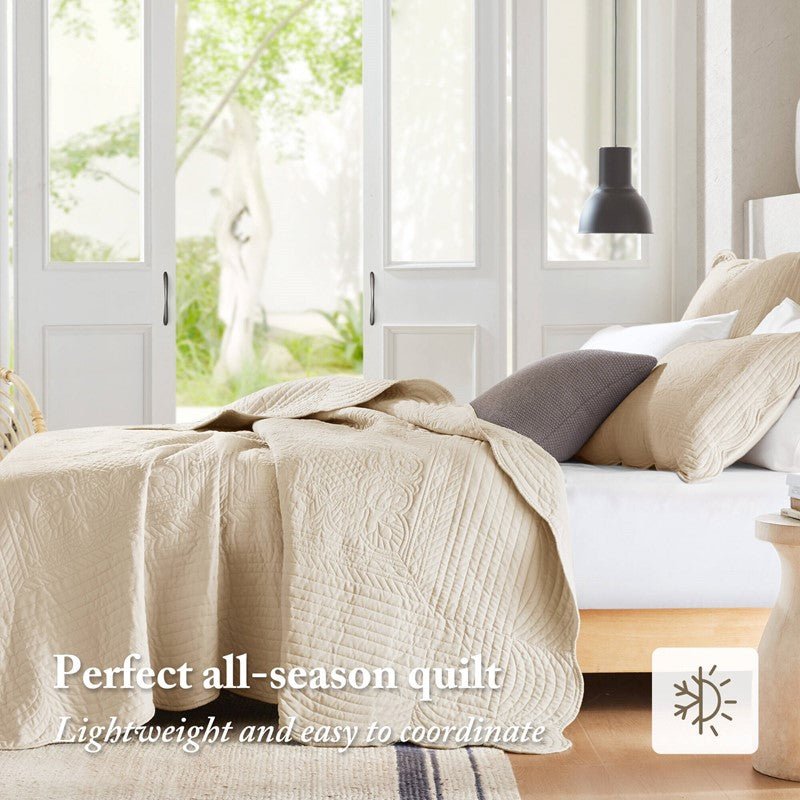 Coastal Scalloped Edge Quilt Set 3PC - Cream - Quahog Bay Bedding