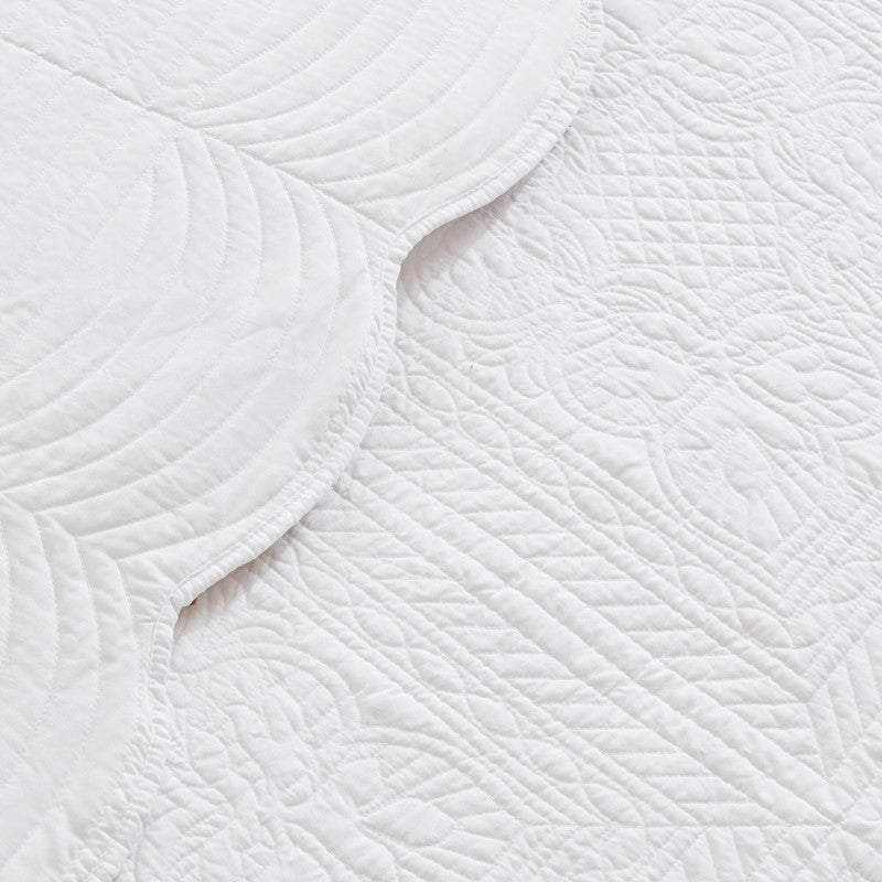 Coastal Scalloped Edge Quilt Set 3PC - White - Quahog Bay Bedding