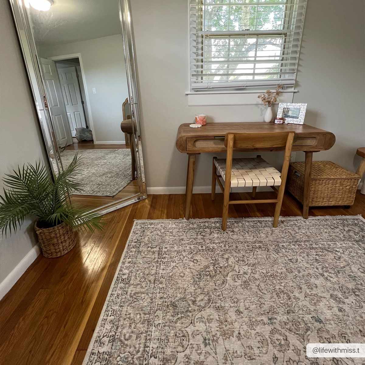 Cream Holi - 2301 Washable Area Rug - Quahog Bay Bedding