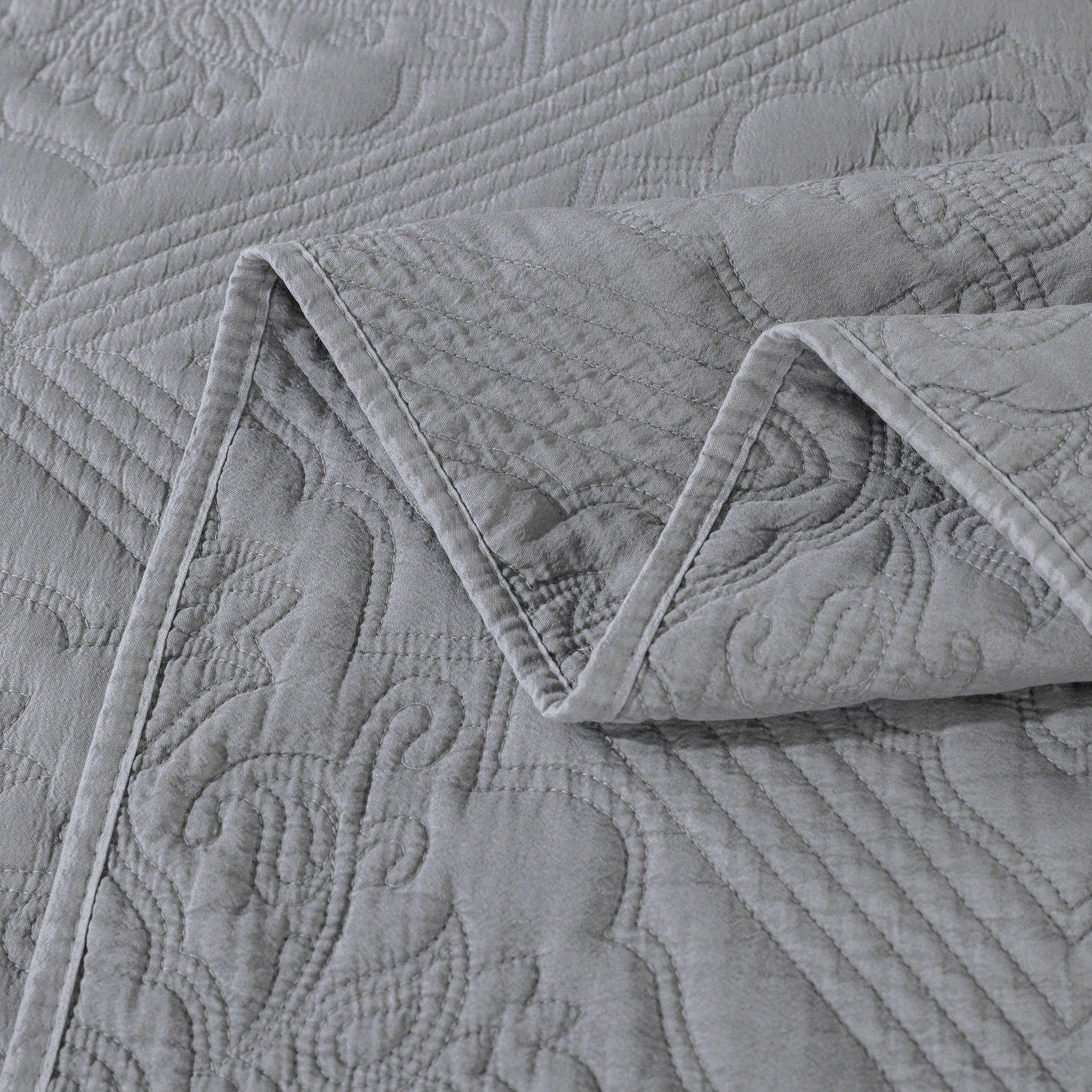 Floral Vintage Stone Wash Grey Silver Diamond Pattern Quilted Bedspread - Quahog Bay Bedding