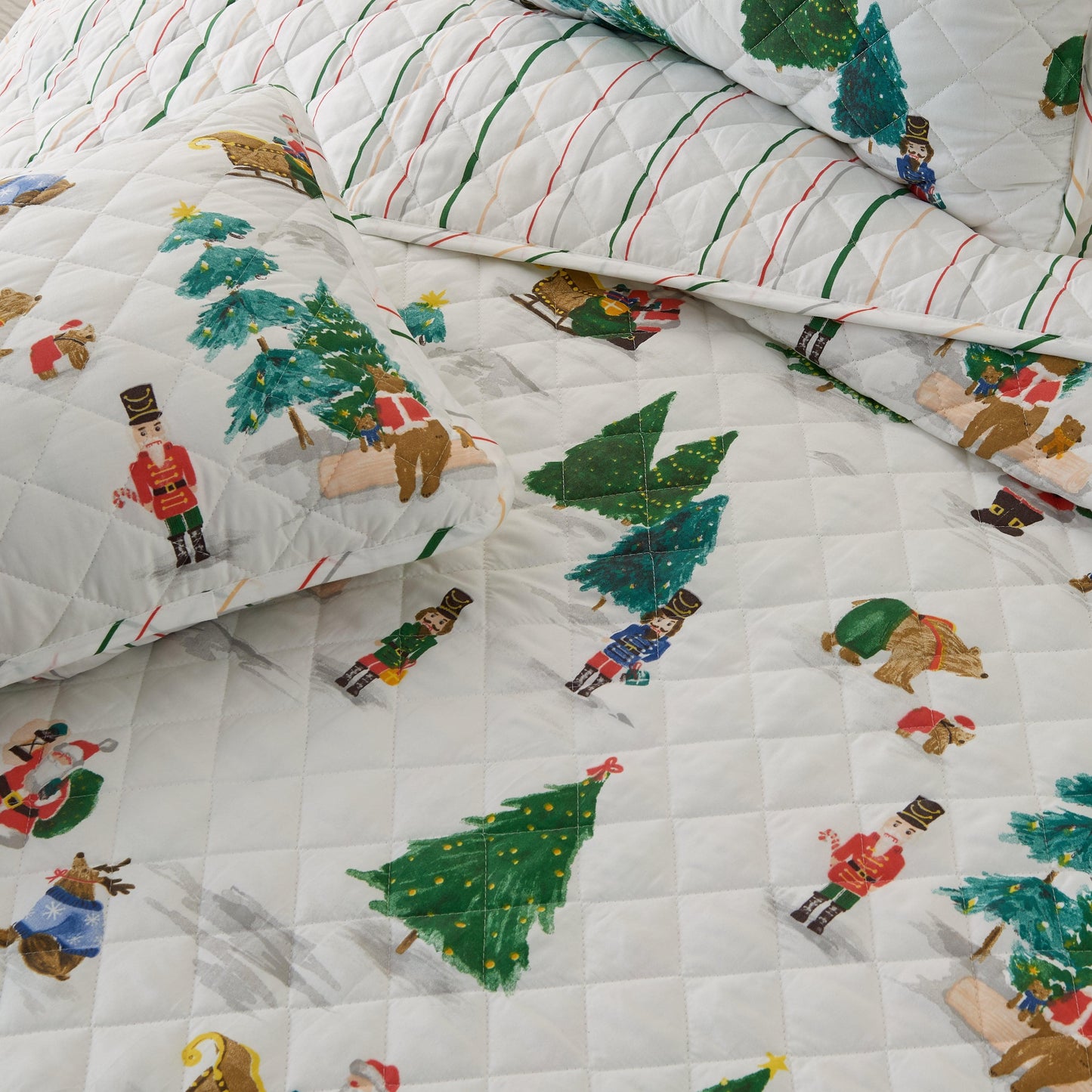 Christmas Quilt - Christmas Holiday Quilts