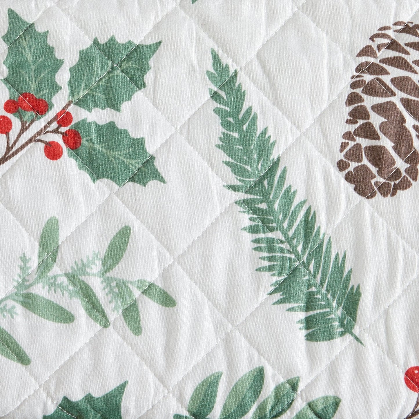 Christmas Holly Quilt Set - Christmas Quilts