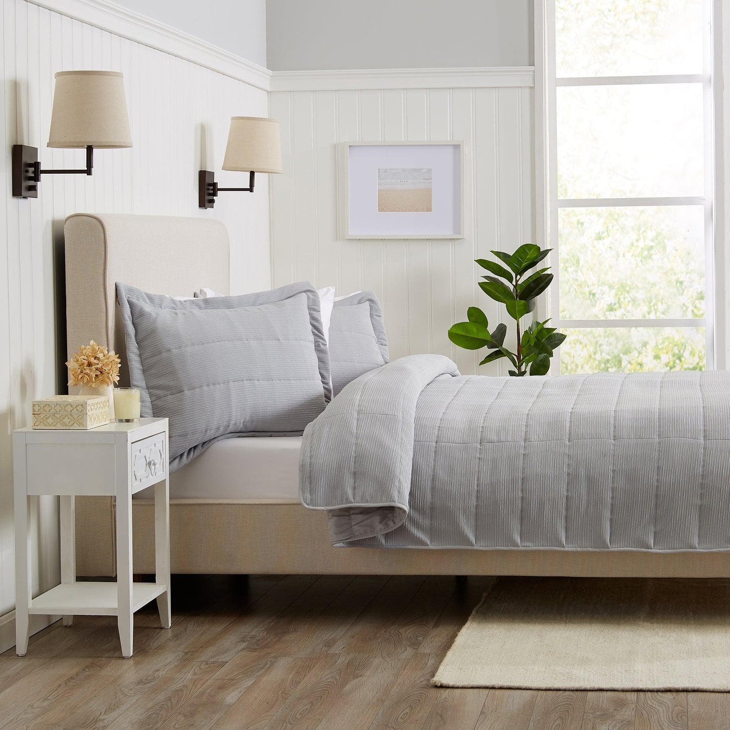 Coastal & Nautical Textured Striped Quilt Set - White, Light Grey & Navy