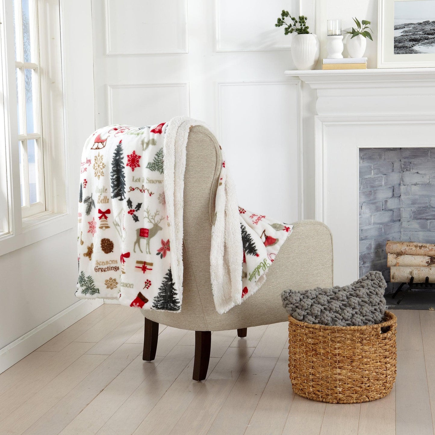 Christmas Sherpa Throw Blanket - Festive Christmas Themed Bedding