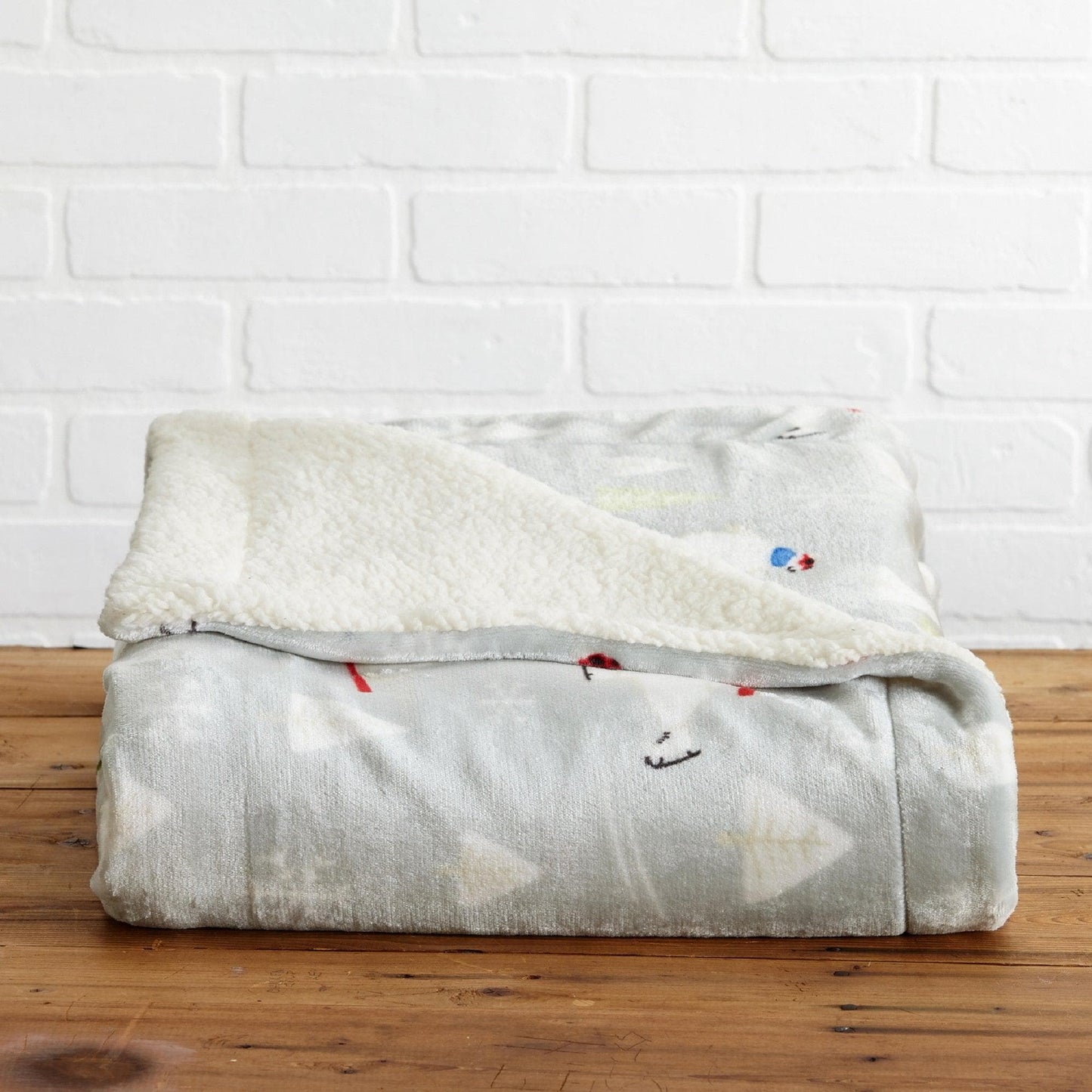 Christmas Sherpa Throw Blanket - Festive Christmas Themed Bedding
