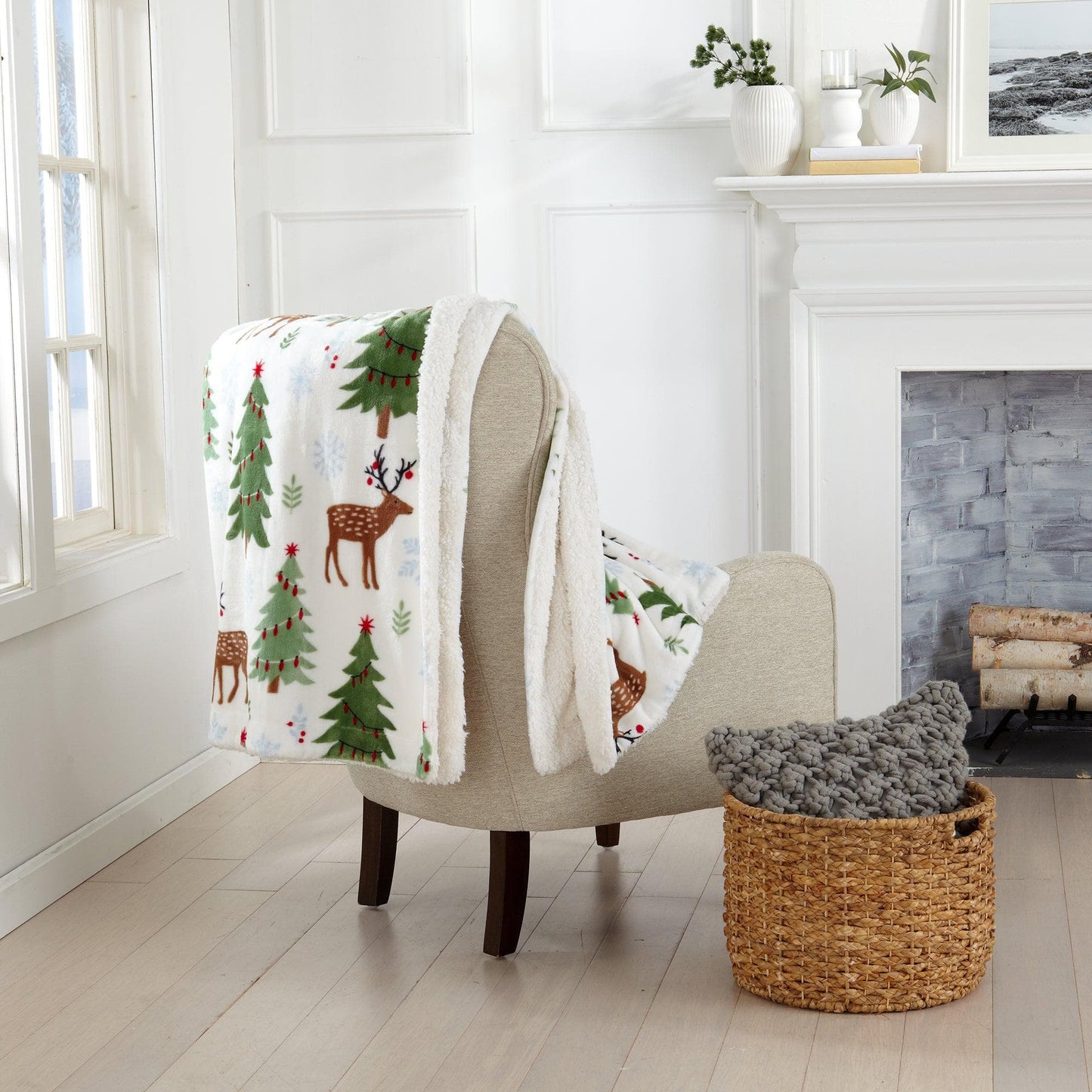 Christmas Sherpa Throw Blanket - Festive Christmas Themed Bedding