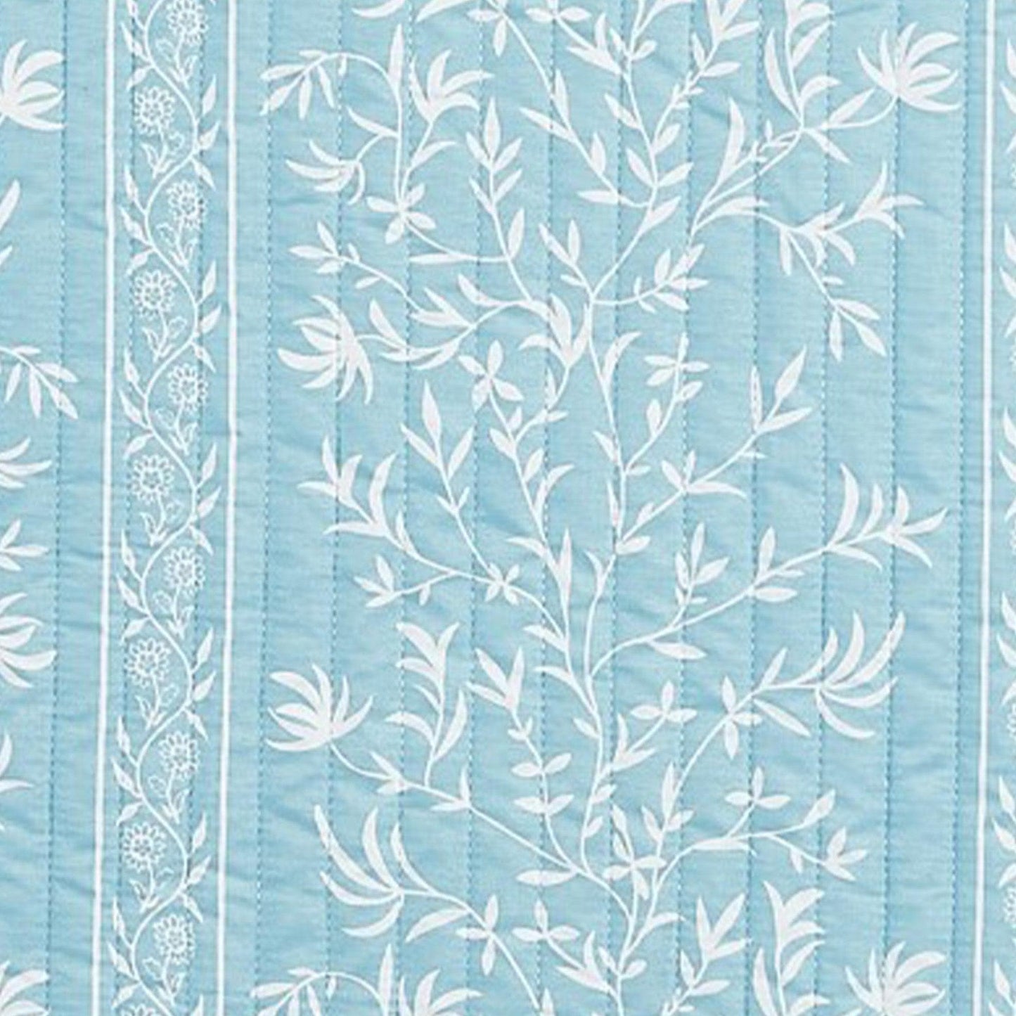 Blue Floral Quilt Set - Coastal Floral Quilts