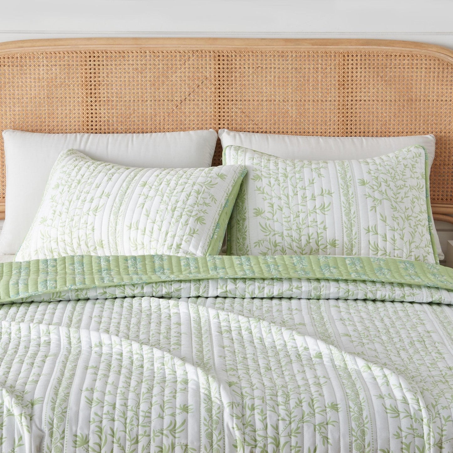 Green Floral Quilt Set - Gorgeous Floral Bedding Sets