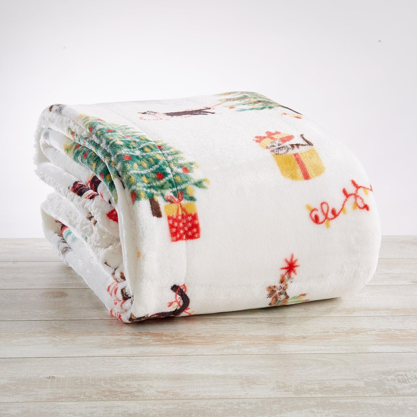 Christmas Sherpa Throw Blankets - Christmas Themed Quilts
