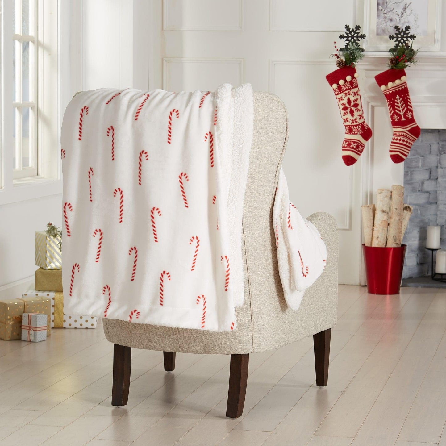 Christmas Sherpa Throw Blankets - Christmas Themed Quilts