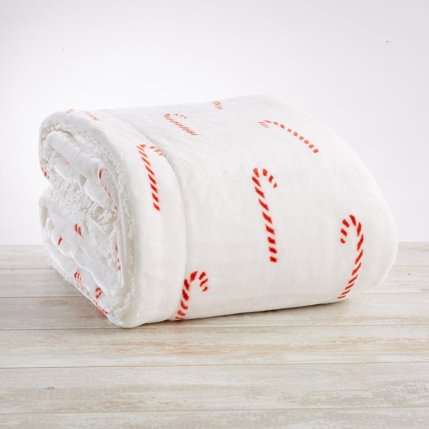 Christmas Sherpa Throw Blankets - Christmas Themed Quilts