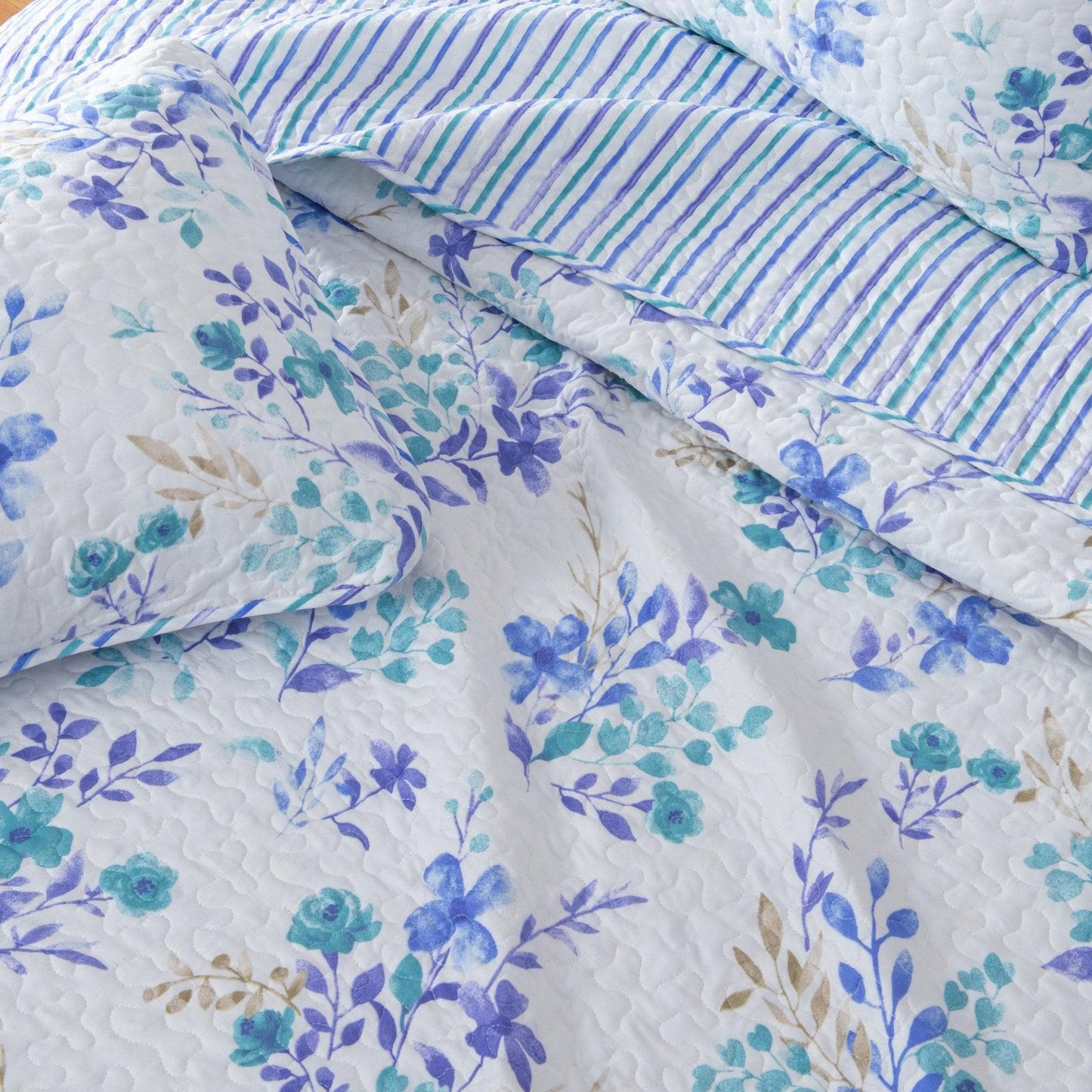 Beautiful Blue Floral Quilt Set - April Morning - Coastal Floral Bedding
