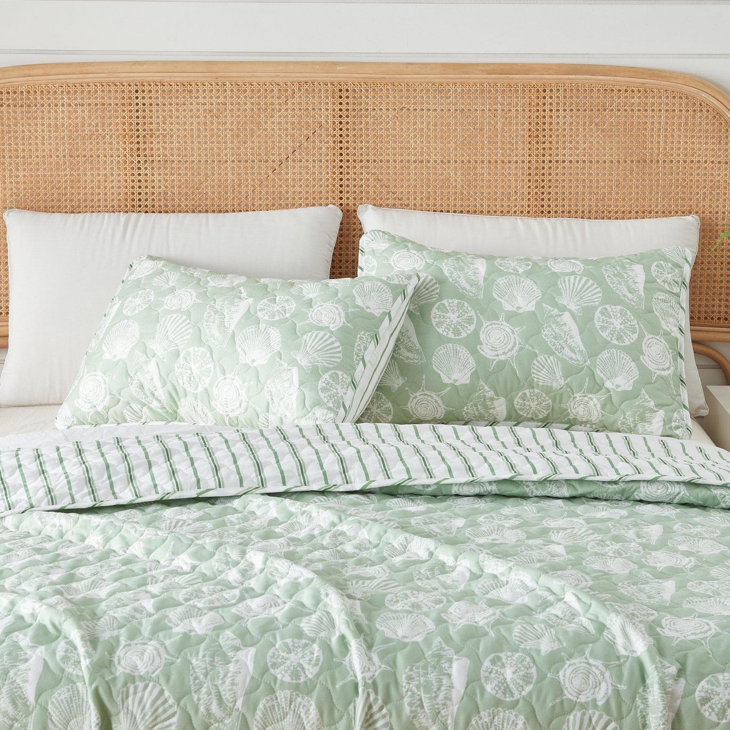 Green Seashell Quilt - Emerald Bay - Seashell Themed Bedding Sets