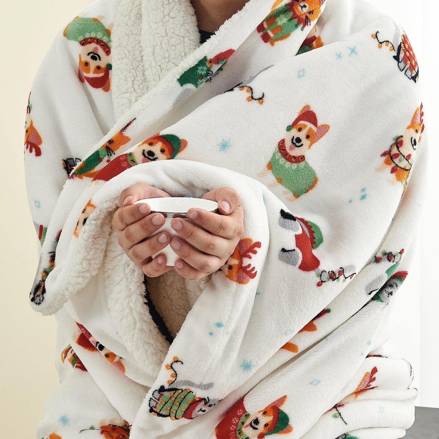 Christmas Sherpa Throw Blankets - Christmas Themed Quilts