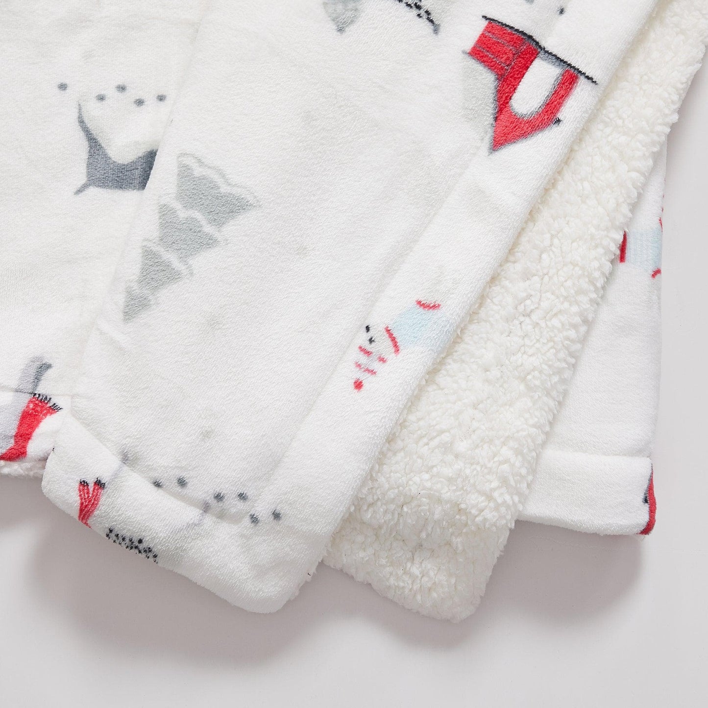 Christmas Sherpa Throw Blanket - Festive Christmas Themed Bedding