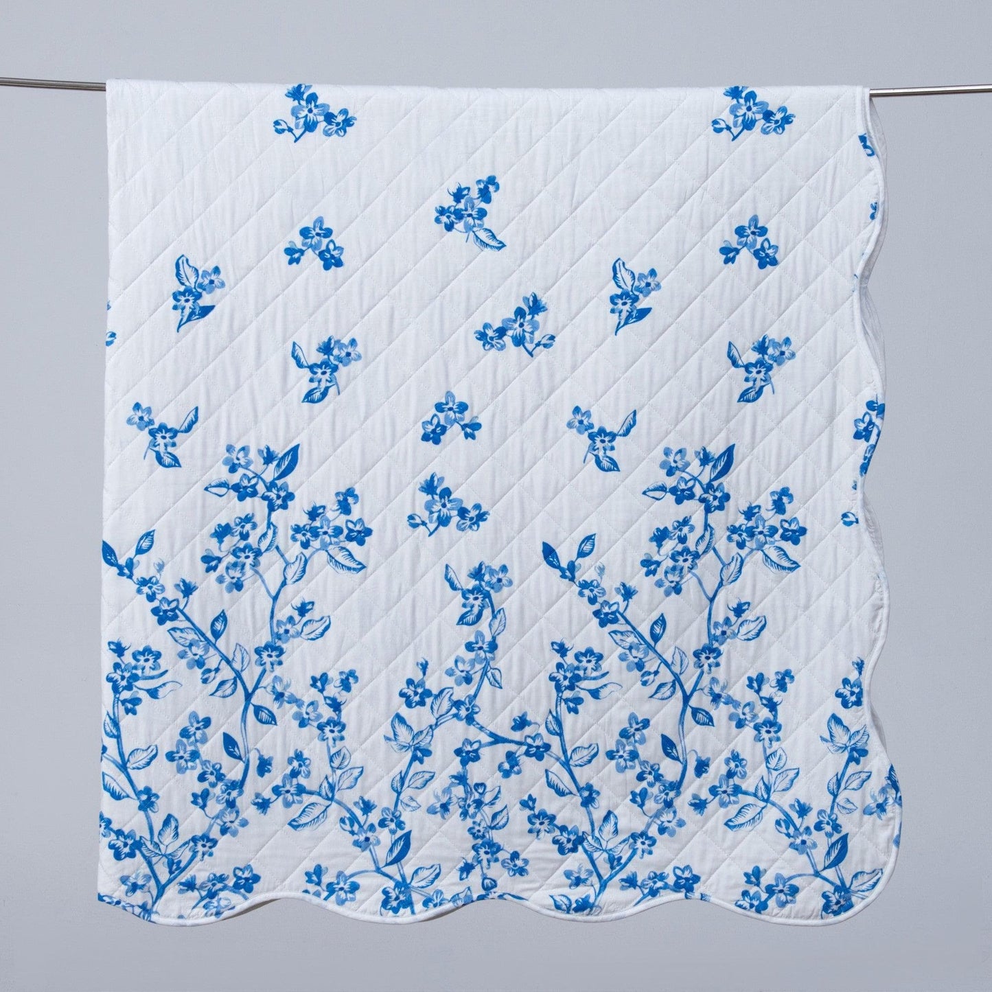 Coastal Floral Blue And White Quilt Set With Scalloped Edges - Lightweight Microfiber