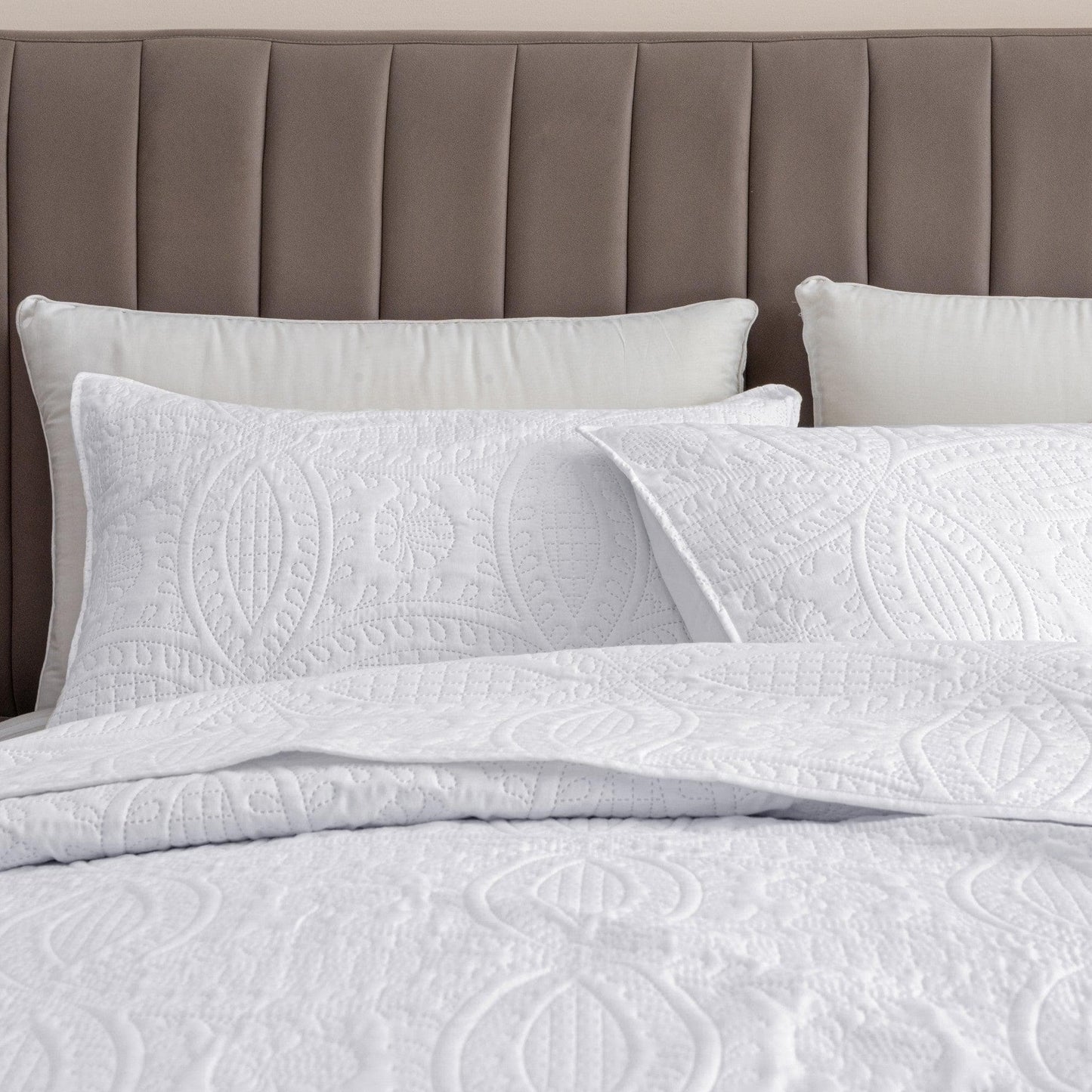 Oversized Coastal Medallion Quilt Set - Coastal Quilts
