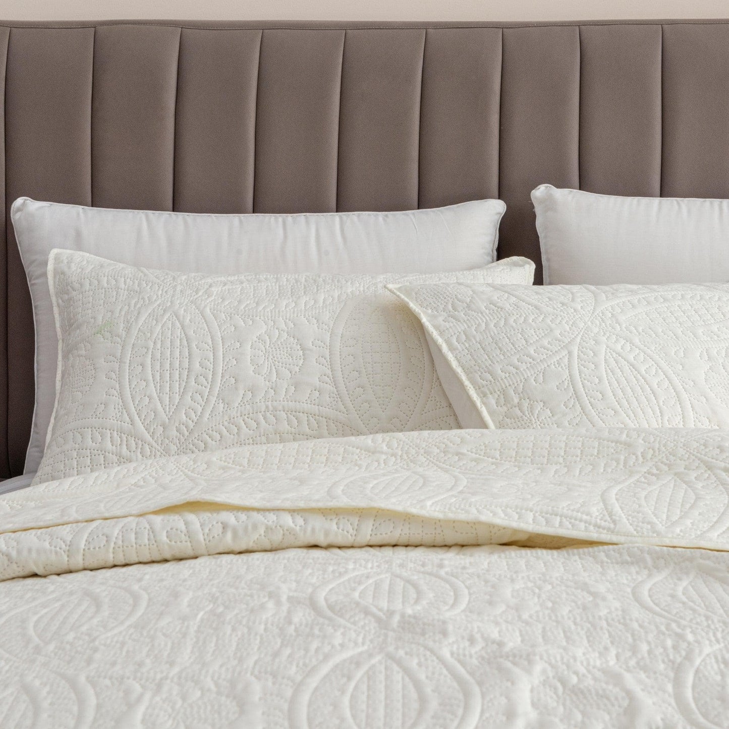 Oversized Coastal Medallion Quilt Set - Coastal Quilts